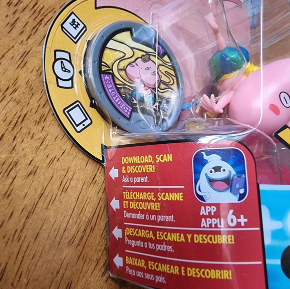 ๐๏ธ*Yo-Kai Watch ~ CHEEKSQUEEK FIGURE - New In Packaging With Medal - HASBRO* - Picture 2 of 4